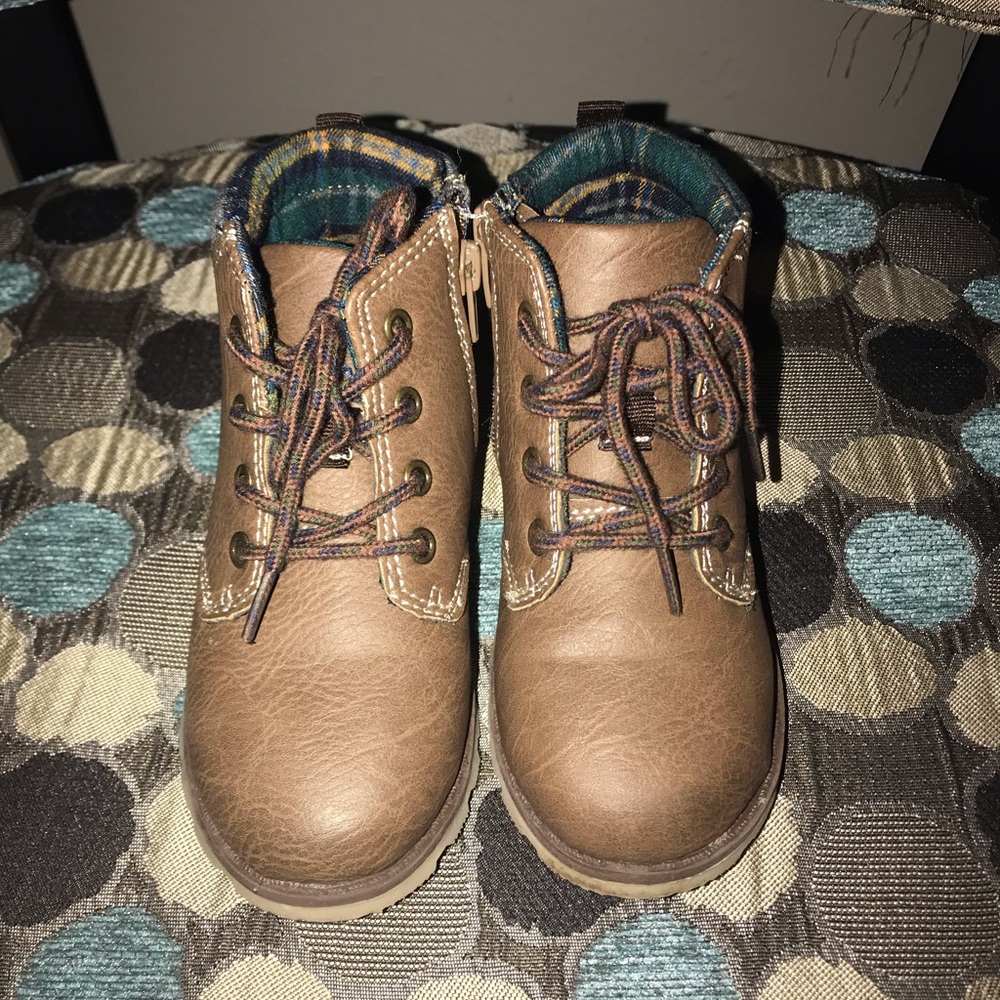 Carters Zipup Boots